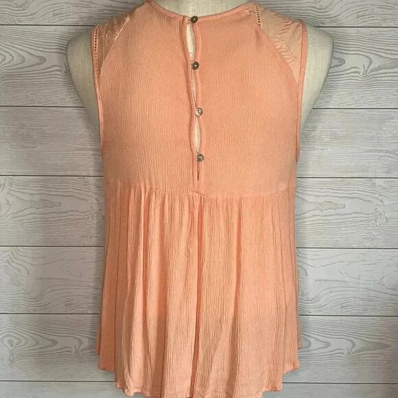 Chloe K peach sleeveless top Size Medium - Picture 3 of 7